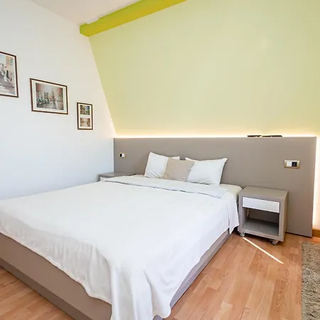 Kalanj I Sobe Apartment Belgrade