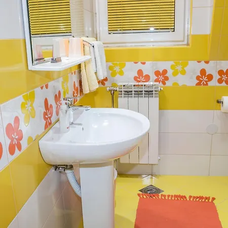 Kalanj I Sobe Apartment