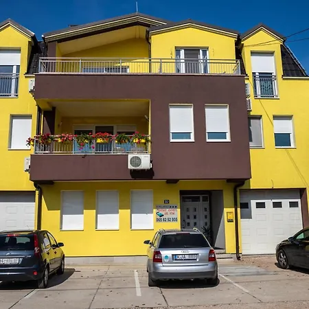 Apartment Kalanj I Sobe